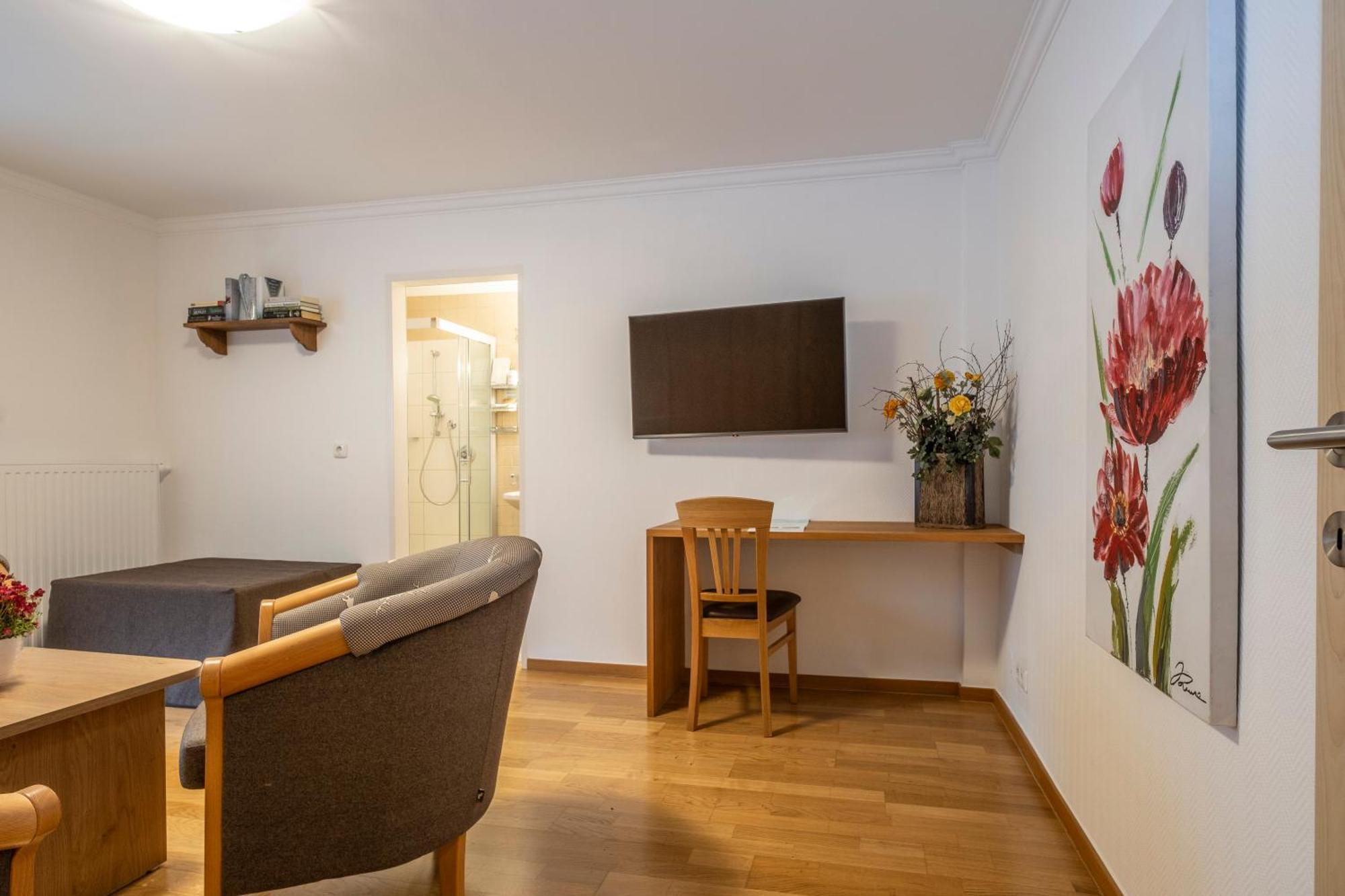 Hotel-Pension Falkensteiner Sankt Gilgen Eksteriør bilde